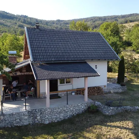Planinska Kuca Za Odmor Peric Ferienhaus